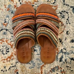 Hinge Women's Beaded Sandals